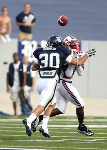 mk体育-拜仁传控优势明显，牢牢控制比赛，拜仁的传奇