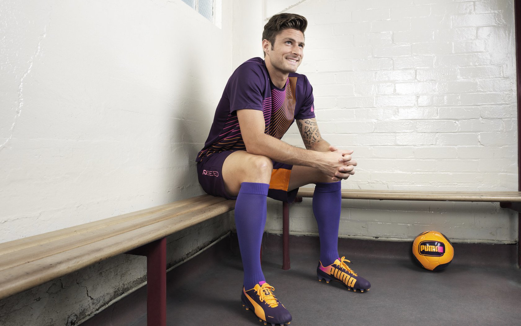 mk体育中国官网-吸引最多赞助商的橄榄球队是哪一支？，橄榄球受欢迎