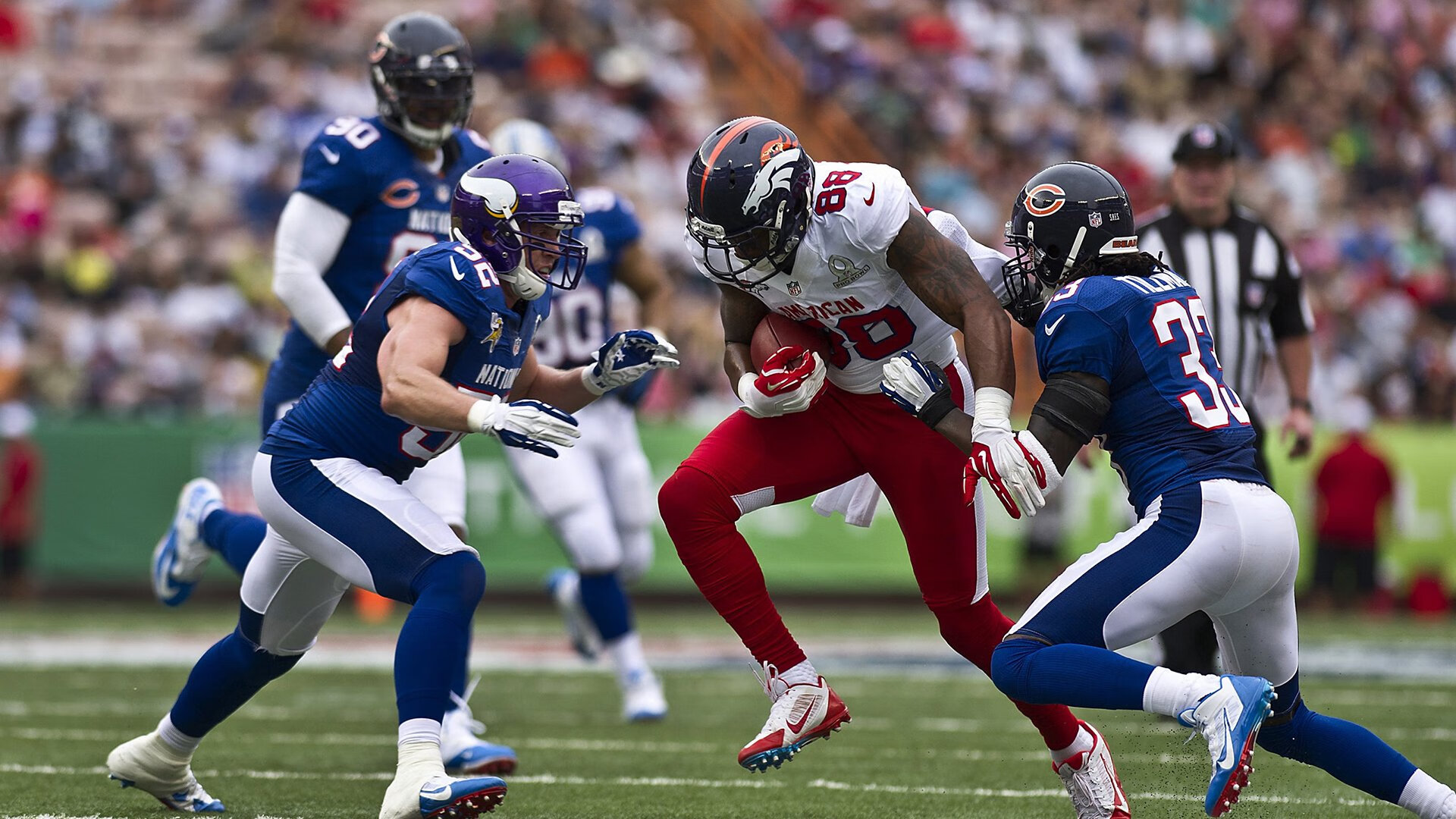 mk体育平台官网-特色足球运动在少数民族地区深入推广，促进民族团结发展，足球特色学校主题绘画